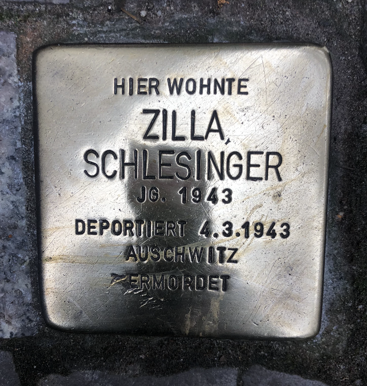 Oplysningerne på en snublesten er nok post image