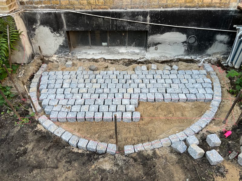 Jeg plejede at flytte ord. Nu flytter jeg fliser post image